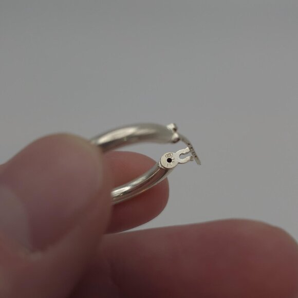 Sterling Silver Simple Hoop Earrings A1541 - Picture 4 of 6